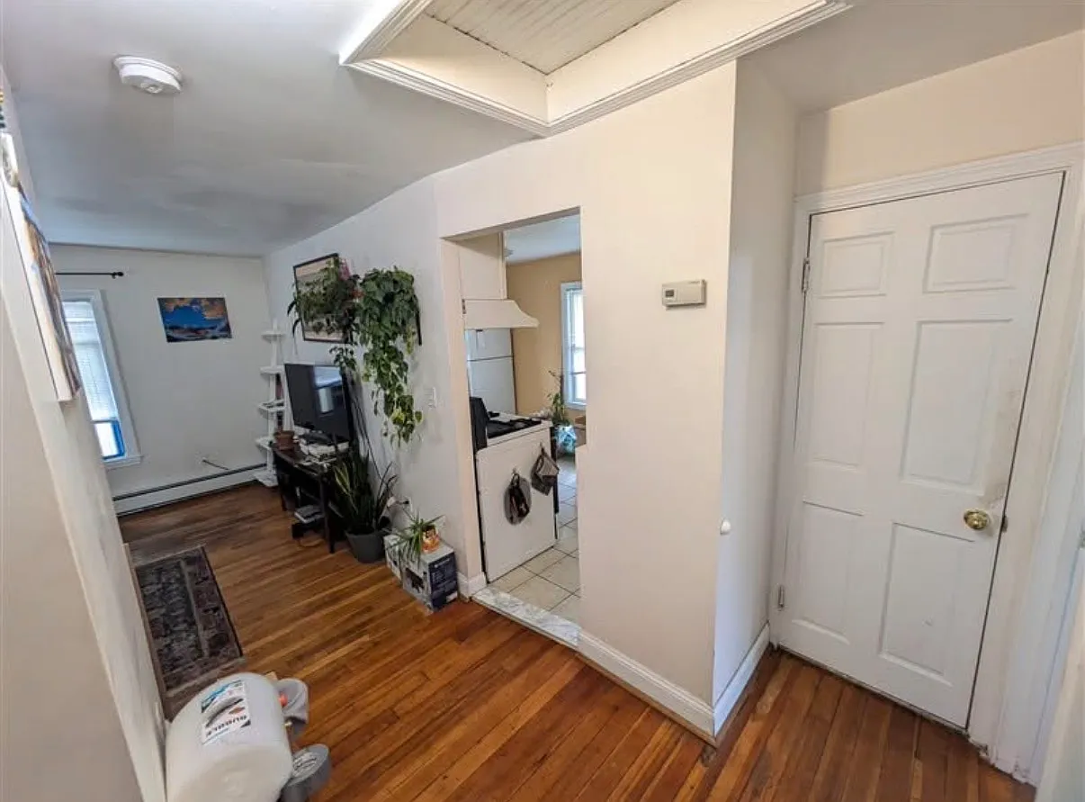 2 bed, $2,375 — Photo 4