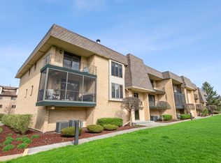 15705 Old Orchard Ct Unit 2S, Orland Park, IL 60462