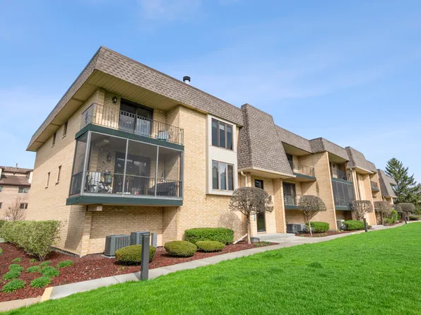 15705 Old Orchard Ct Unit 2S, Orland Park, IL 60462