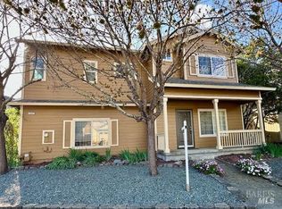 1347 Peterson Ln, Santa Rosa, CA 95403