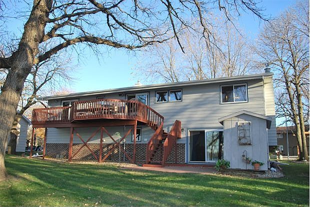 1st image of 420 E Amber Lake Dr