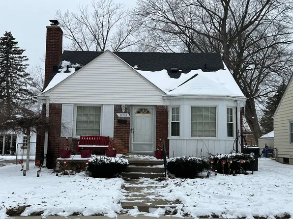 19773 Sumner, Redford, MI 48240