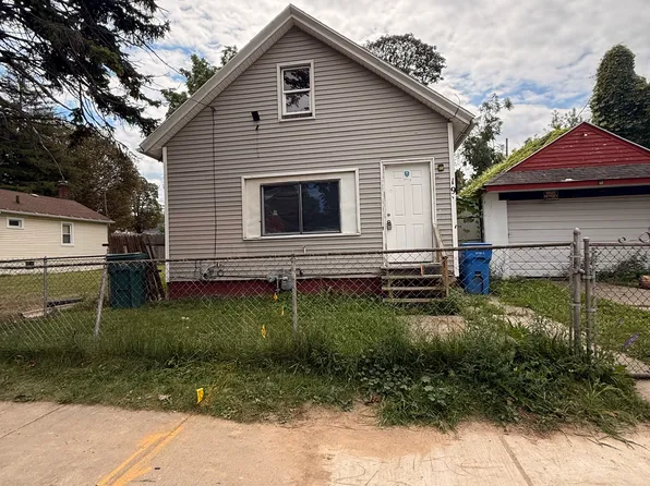 19 Ernst St, Rochester, NY 14621