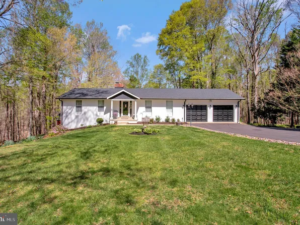 6911 Ash Ct, Owings, MD 20736