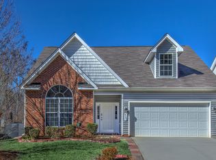 4706 Shady Oak Dr, Greensboro, NC 27410