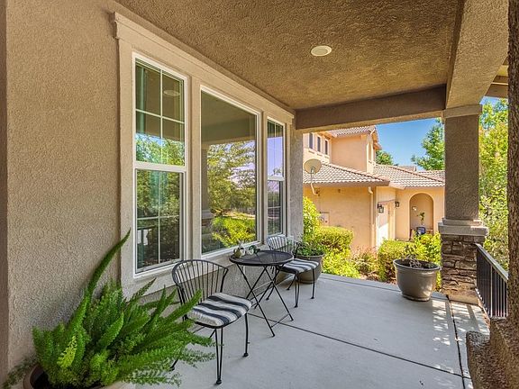 4th image of 2251 Muratura Way