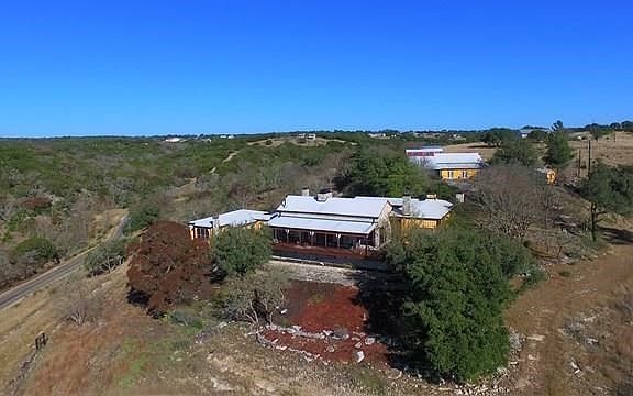 4th image of 1580 Oak Aly
