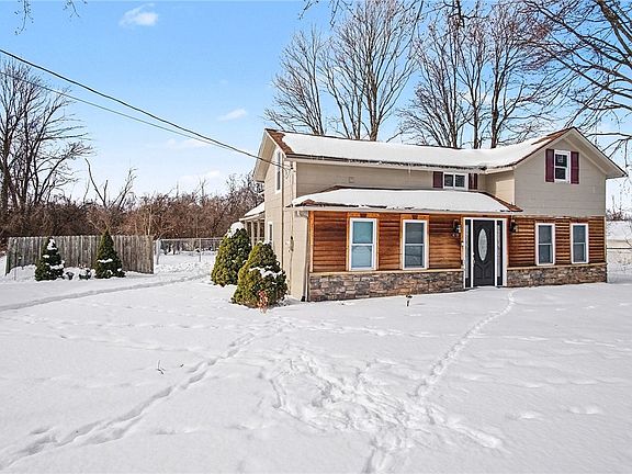 3rd image of 49 Summer Sky Dr