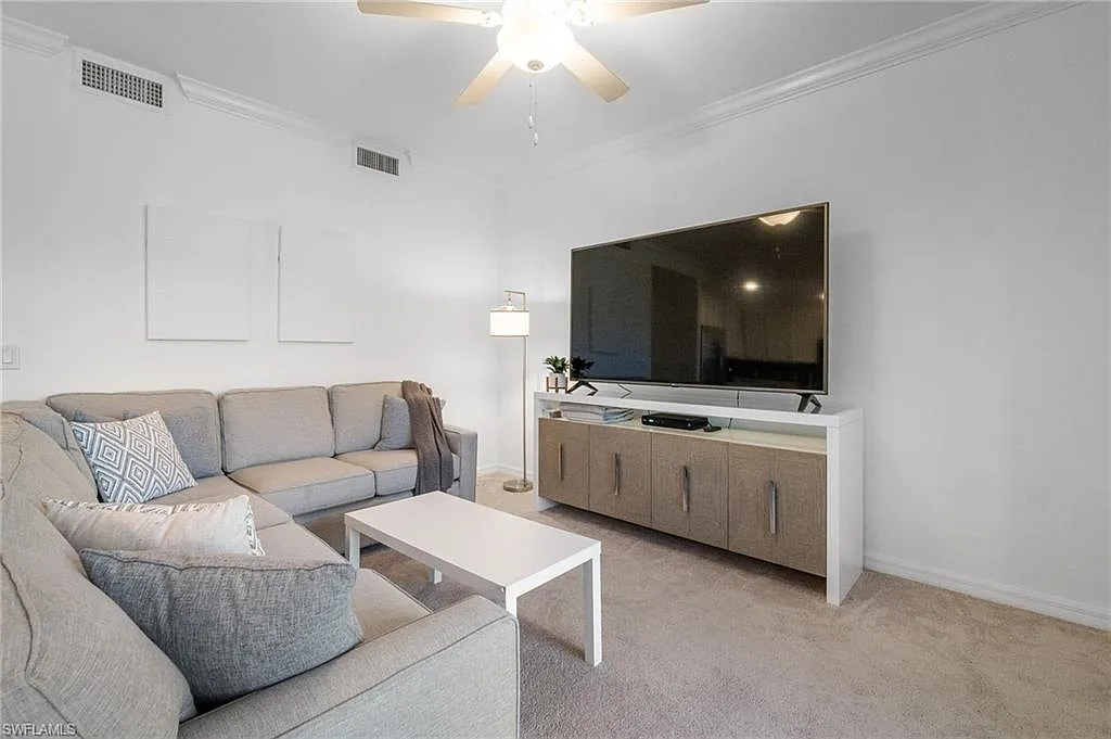 2 bed, 2.0 bath, 1232 sqft, $7,000 — Photo 3
