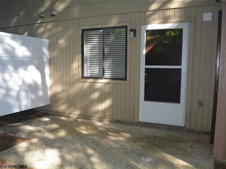 26 Pineview Dr — Photo 10