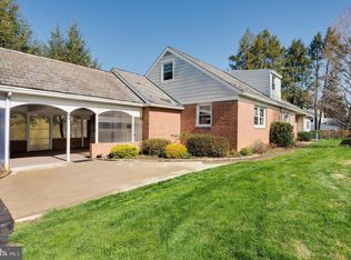 84 Museum Rd, Reading, PA 19607