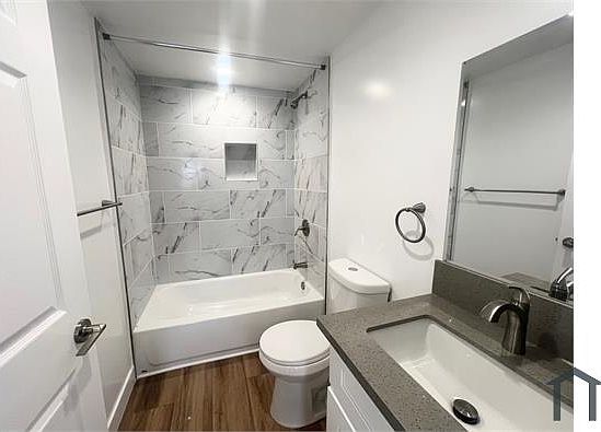 4th image of 7050 6th Ave #9