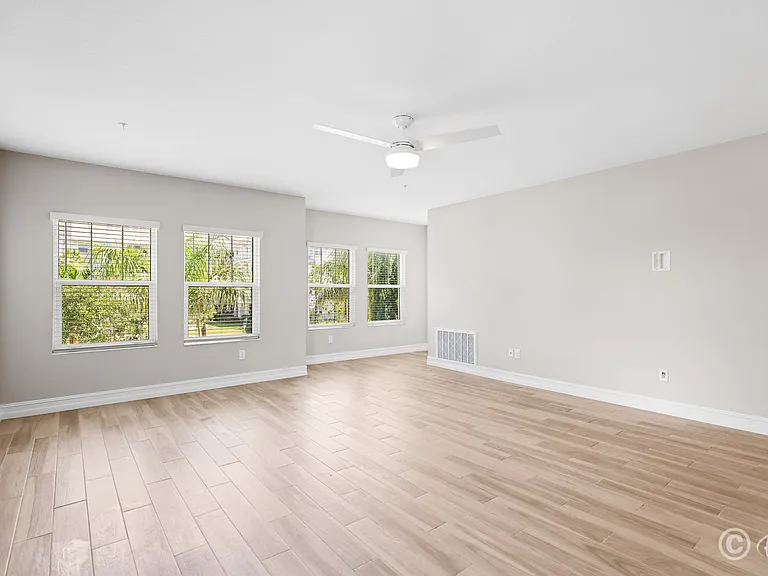5351 Bridge St #16 — Photo 18