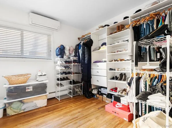 151-42 82nd Street image 8 of 24