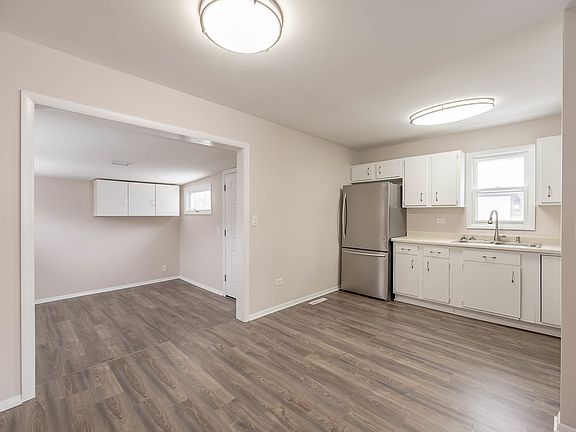 4th image of 1807 Parklane Ave