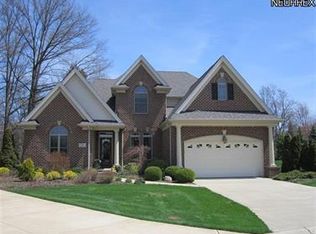 334 Founders Cir, Avon Lake, OH 44012