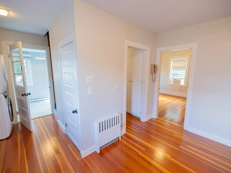 12 Benham St #2 — Photo 25