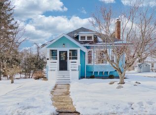 18 Lindman St, Manchester, CT 06040