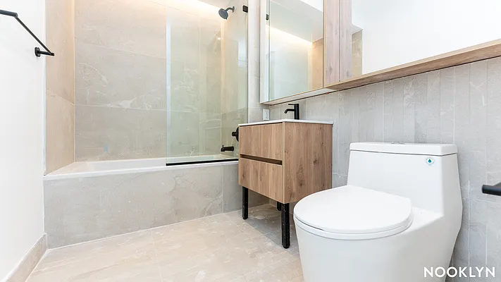 Rented by Nooklyn NYC LLC | media 26