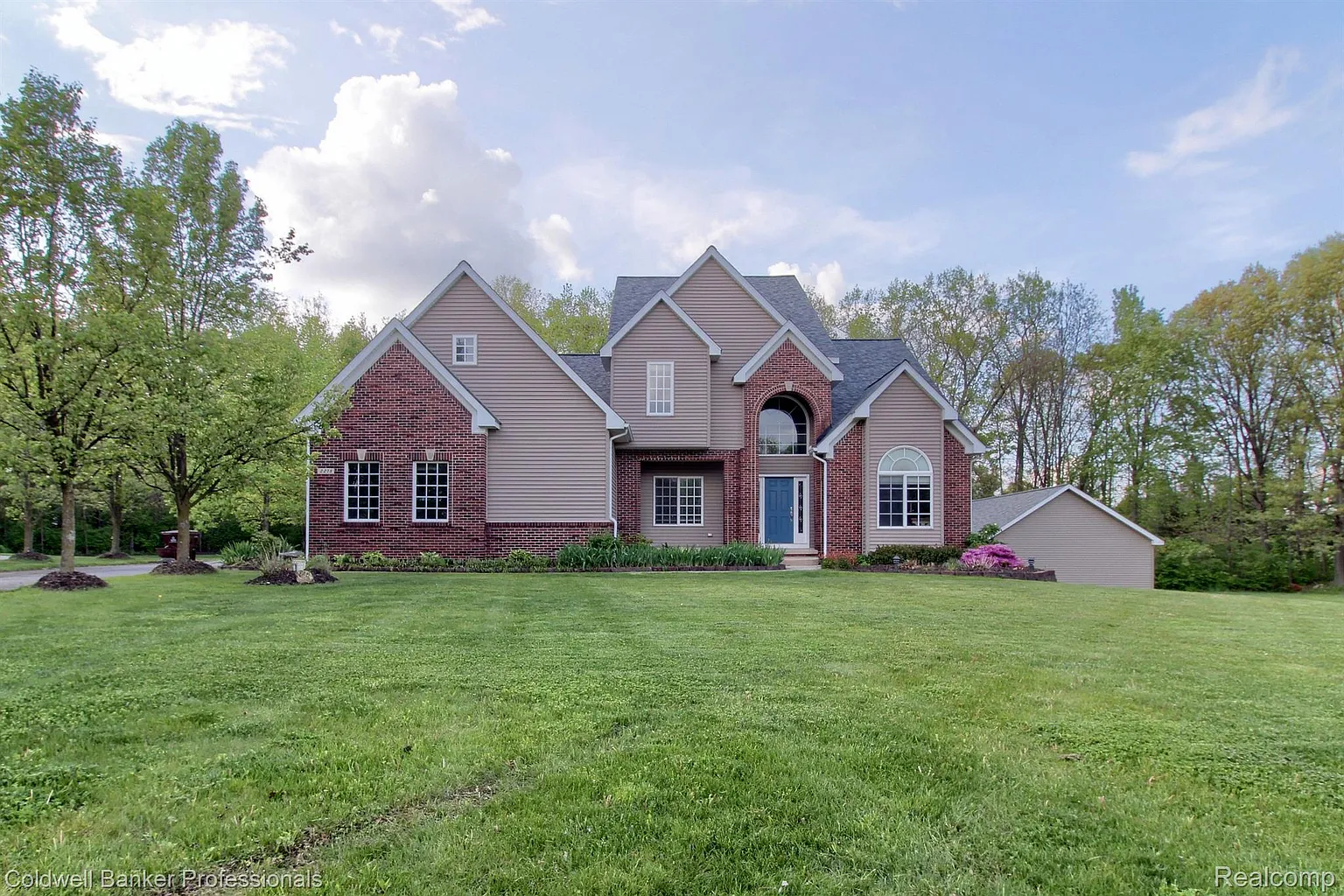 2278 Wild Cherry Dr photo 1