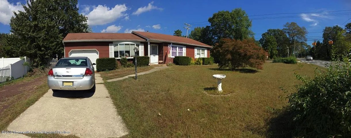 741 Commonwealth Blvd photo 1