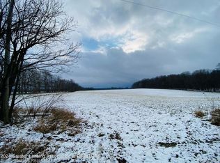 N Cedar Rd, Fowlerville, MI 48836