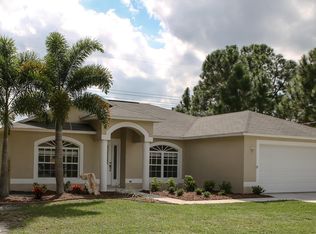 5923 NW Hann Dr, Pt Saint Lucie, FL 34953