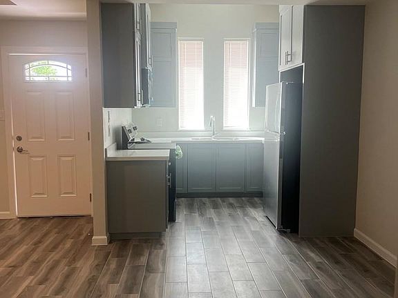 4th image of 5600 Vidos Dr #A