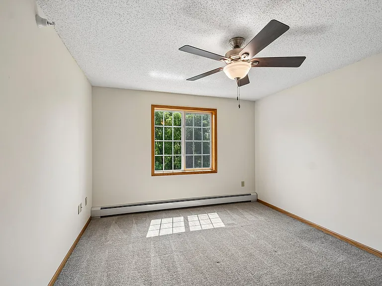 Step into the inviting space of Mill Pond Apartments, featuring spacious rooms and large windows that fill the interior with natural light. Ideal for comfortable living, this unit promises a cozy atmosphere. Take the next step towards your new home!