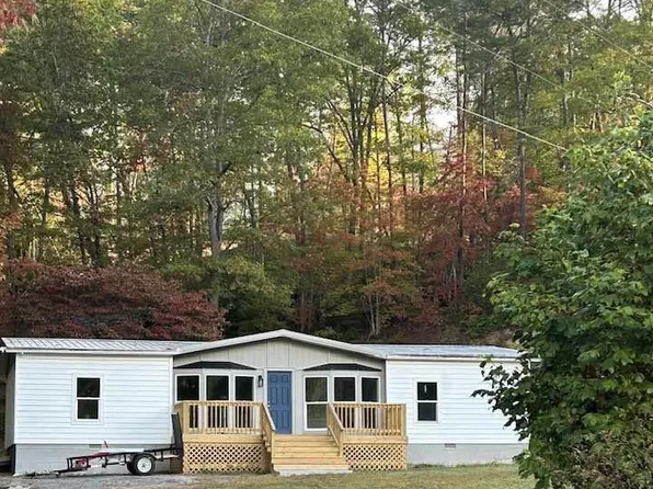 471 Old Bryson City Rd, Bryson City, NC 28713