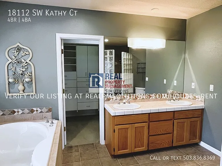 18112 SW Kathy Ct — Photo 48