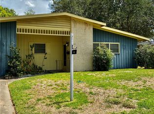 4802 Lilac Ln, Victoria, TX 77904