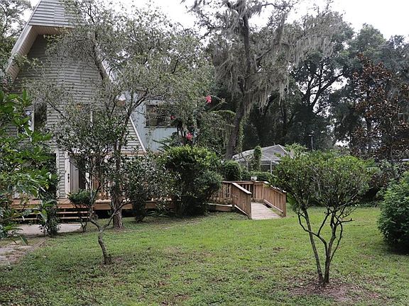2nd image of 9815 Reylinda Ave