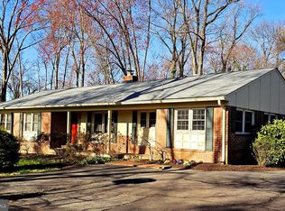 5624 Old Mill Rd, Alexandria, VA 22309