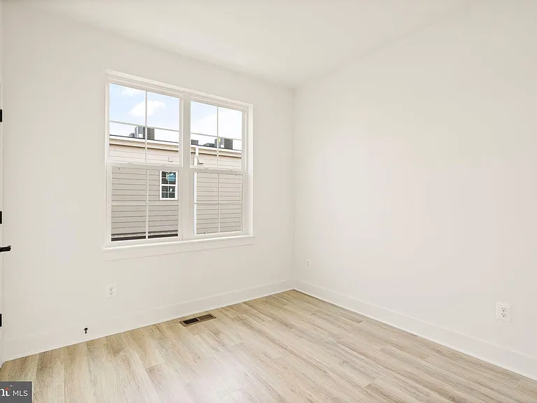 7381 Old Airfield Ln — Photo 33