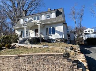 235 Hamilton St, Worcester, MA 01604