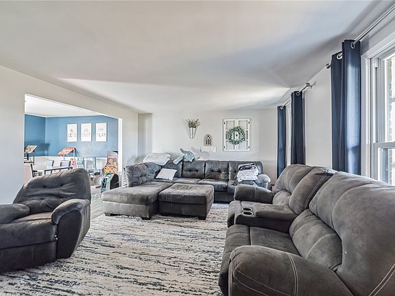 5th image of 5028 Equity Dr
