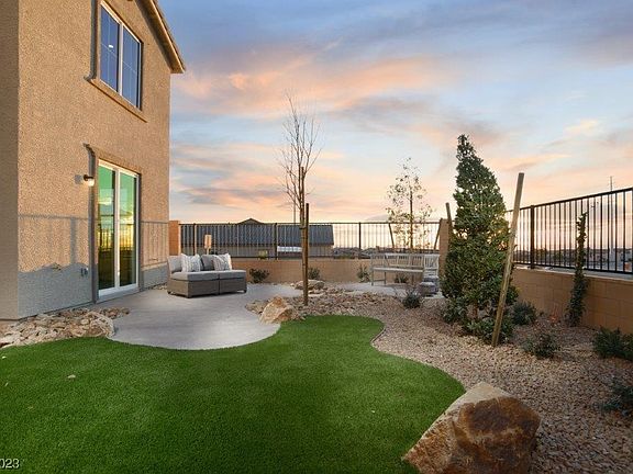 3rd image of 10958 Fennel Avenue Lot #193