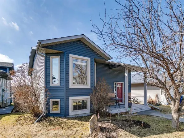 43 N Elizabeth Way SE, Airdrie, AB T4B 2H5
