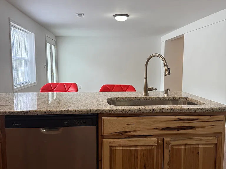 1902 Highway 55 E #1902B — Photo 10