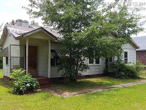 1st image of 1613 Shaw Dr
