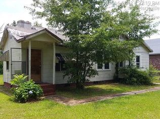 1613 Shaw Dr, Hartsville, SC 29550