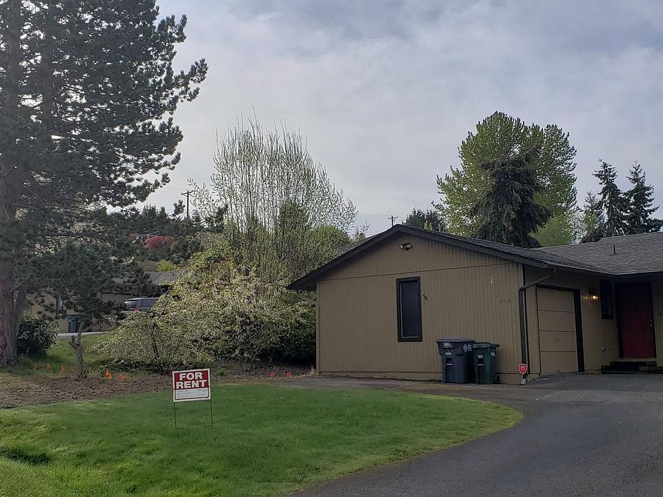 1st image of 918 Pierce Ln NE