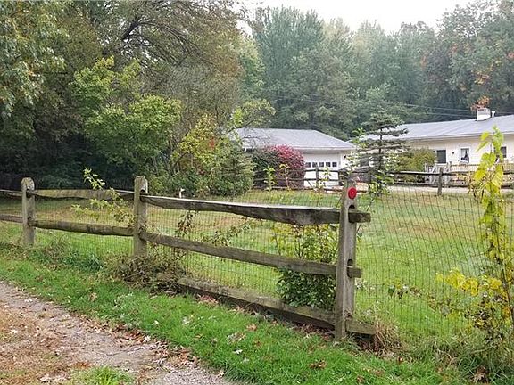 2nd image of 222 Connelsville Ave