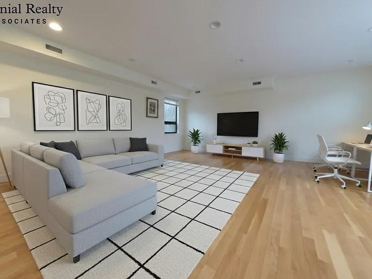 1614 Beacon St #3 — Photo 1
