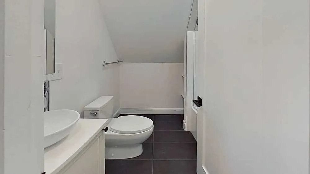 2 bed, $3,200 — Photo 4