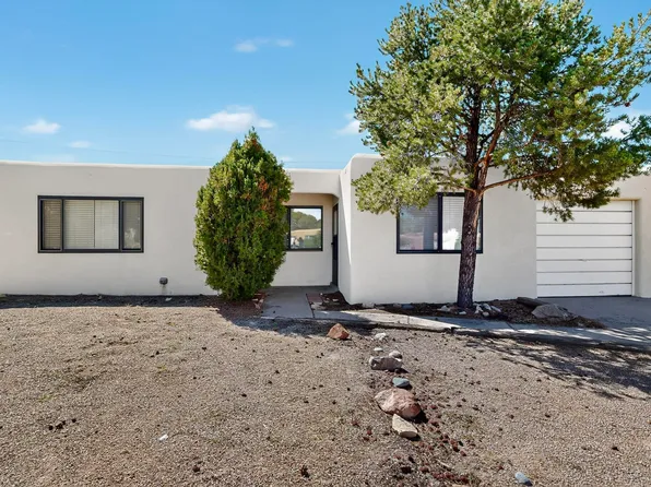 8224 Florence Ave NE, Albuquerque, NM 87109