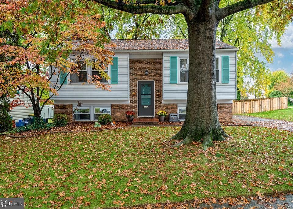 1st image of 186 Warren Way