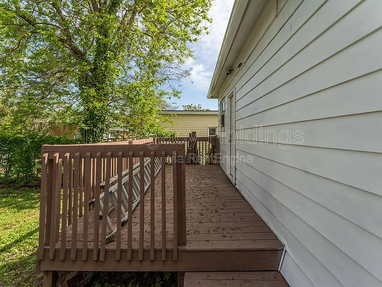 419 Walnut Ave — Photo 29