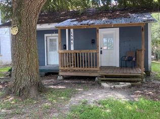 1505 Roosevelt St, Pascagoula, MS 39567